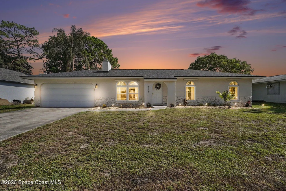 Unit for sale at 763 Boc Circle NW, Palm Bay, FL 32907