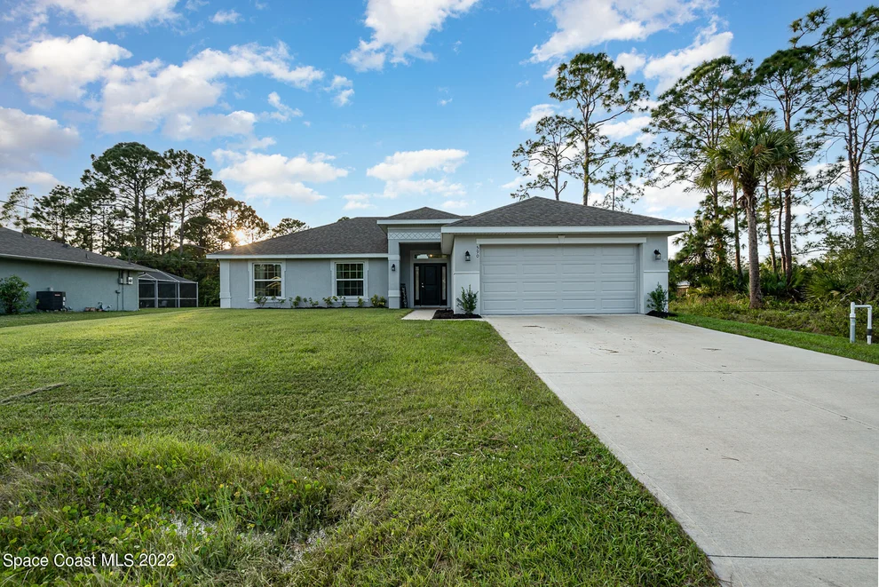Unit for sale at 590 David Circle SW, Palm Bay, FL 32908