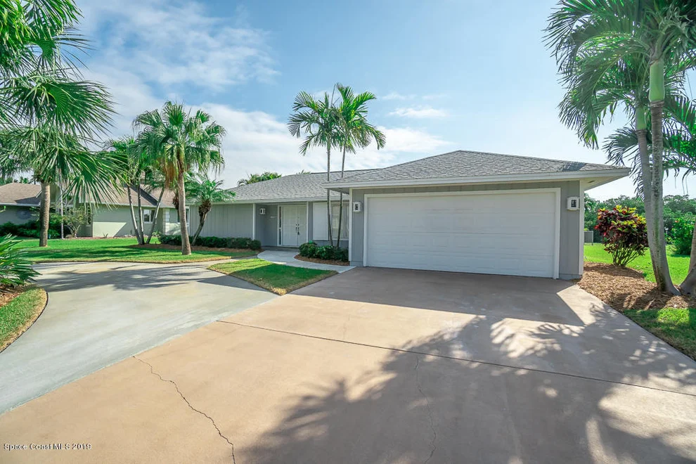 Unit for sale at 1968 6th Avenue SE, Vero Beach, FL 32962