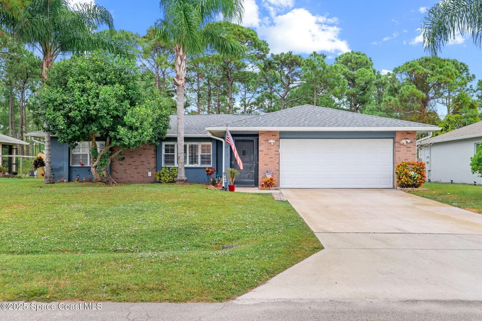 Unit for sale at 999 Emerald Road SE, Palm Bay, FL 32909