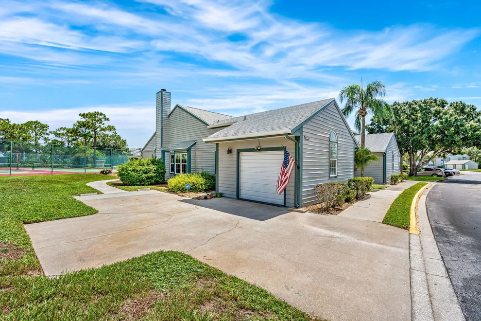 Unit for sale at 4770 Lake Waterford Way, Melbourne, FL 32901