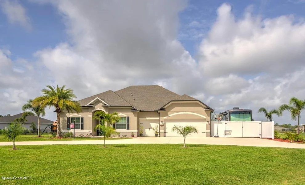Unit for sale at 2055 Safe Haven Street, Grant-Valkaria, FL 32949