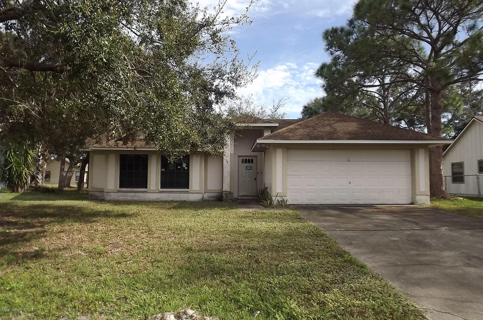 Unit for sale at 961 Jupiter Boulevard NW, Palm Bay, FL 32907
