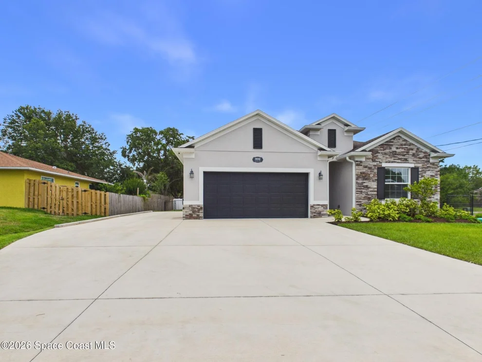 Unit for sale at 892 Genesee Avenue, Sebastian, FL 32958