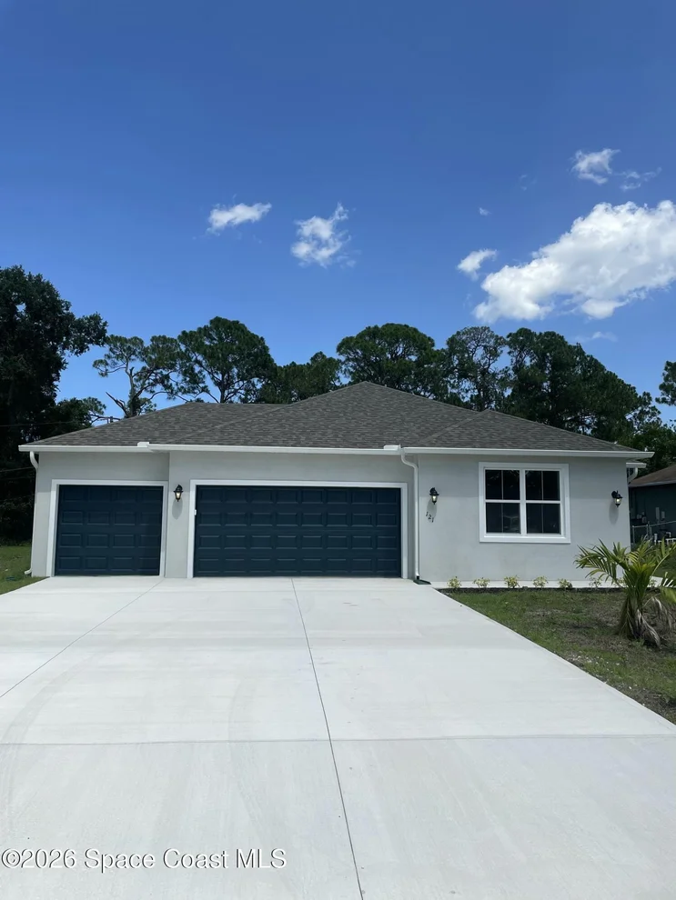 Unit for sale at 121 Uleta Road SE, Palm Bay, FL 32909