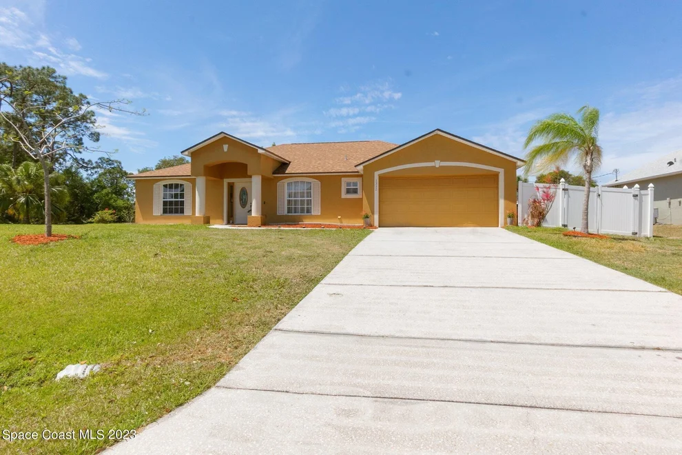 Unit for sale at 1312 Ashford Avenue NE, Palm Bay, FL 32907