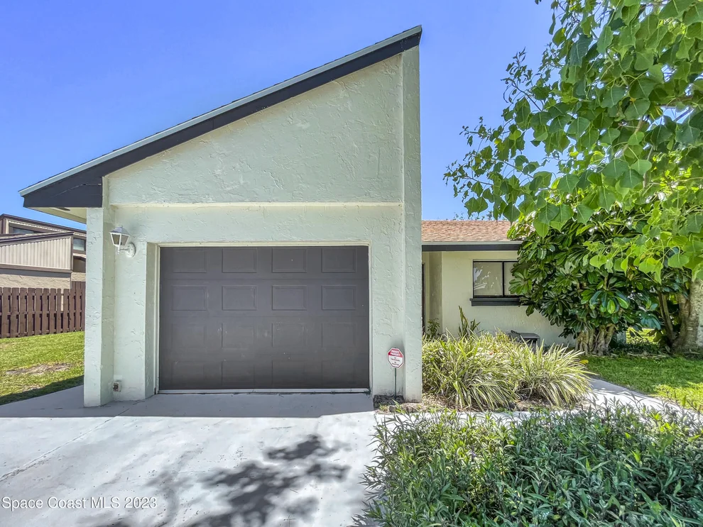 Unit for sale at 295 Bayhead Drive, Melbourne, FL 32940