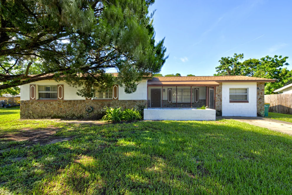 Unit for sale at 3579 Ridgeway Avenue, Mims, FL 32754