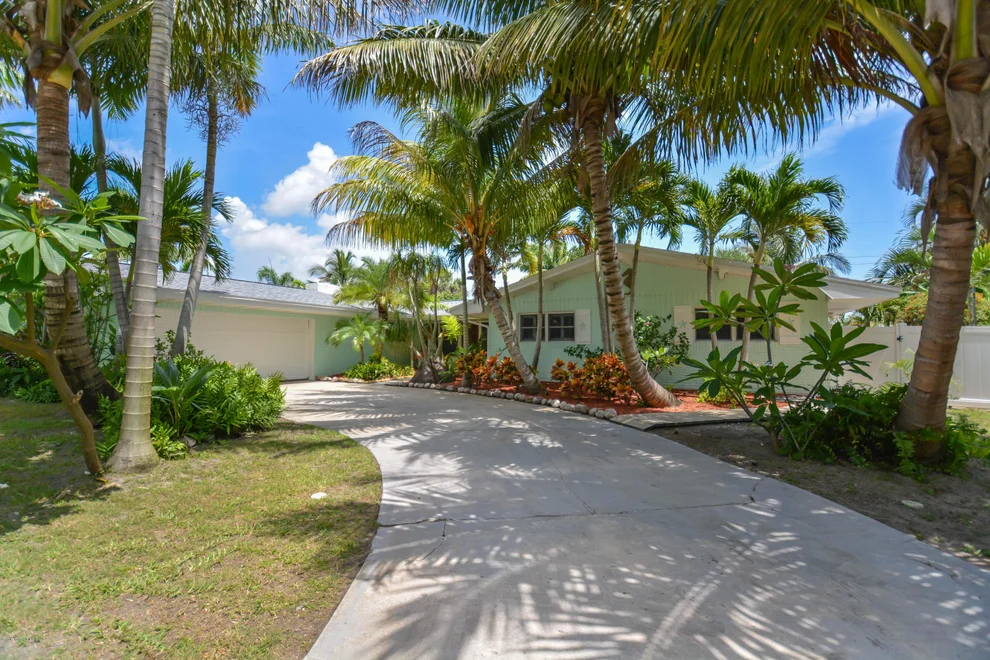 Unit for sale at 460 Oak Ridge Drive, Indialantic, FL 32903