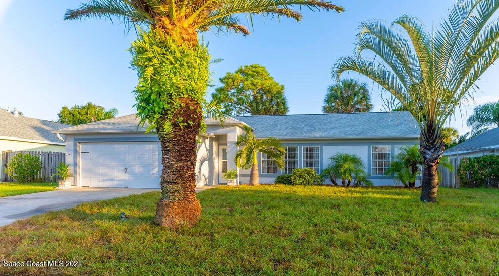 Unit for sale at 2280 Hickory Drive, Melbourne, FL 32935
