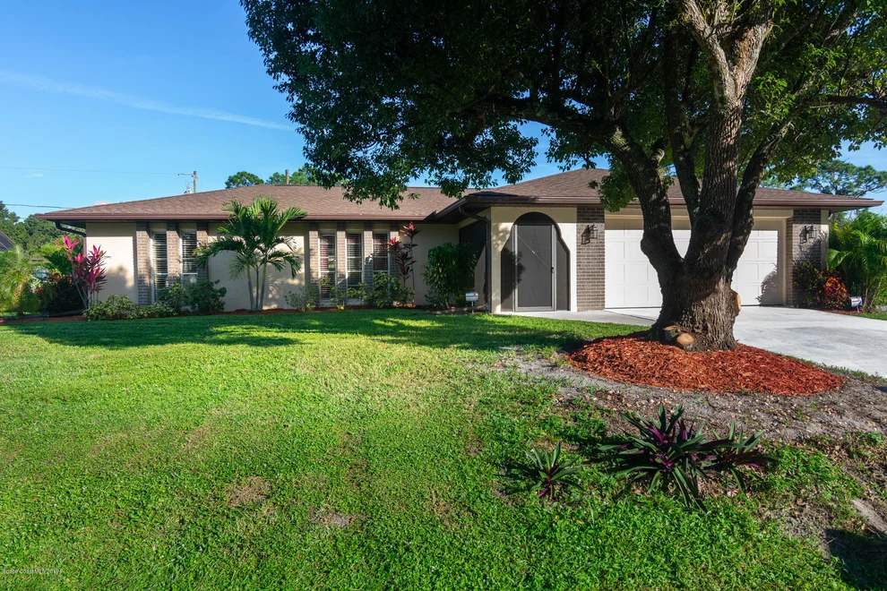 Unit for sale at 329 SE Anthony Avenue SE, Palm Bay, FL 32909