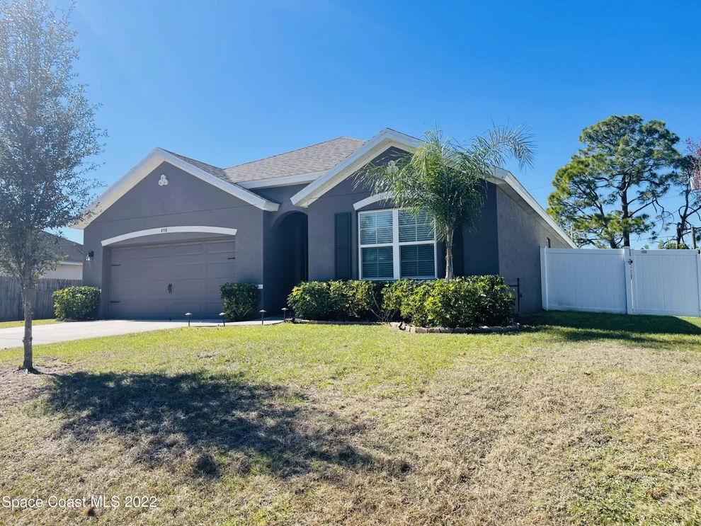 Unit for sale at 490 Borraclough Avenue NW, Palm Bay, FL 32907