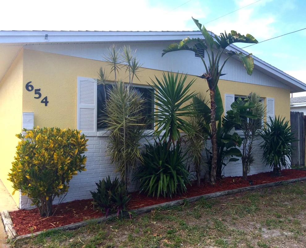 Unit for sale at 654 Teak Drive, Melbourne, FL 32935