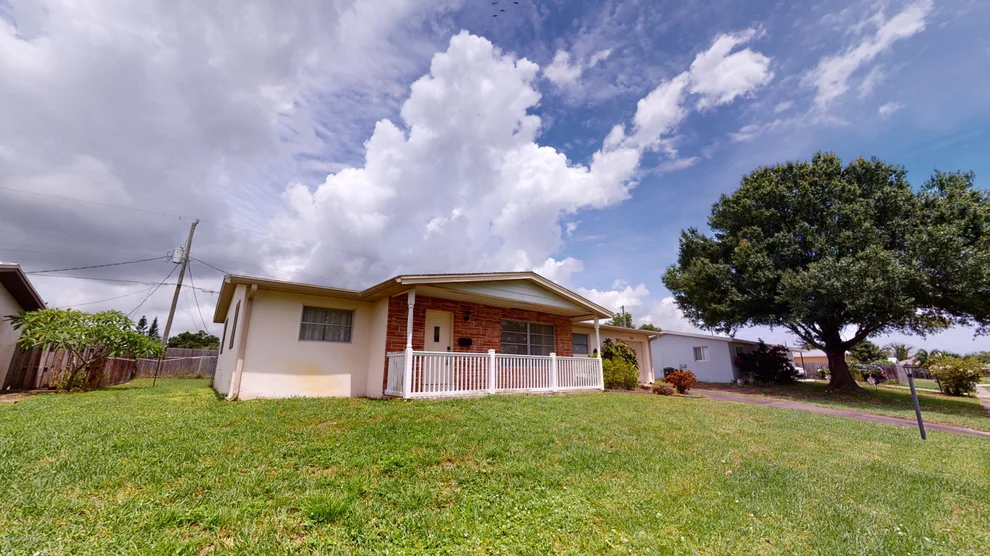 Unit for sale at 566 Ford Circle E, Melbourne, FL 32935