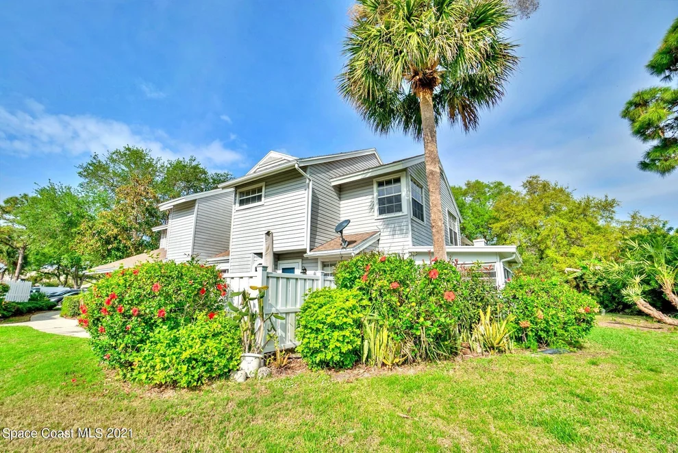 Unit for sale at 725 Fairway Drive, Melbourne, FL 32940