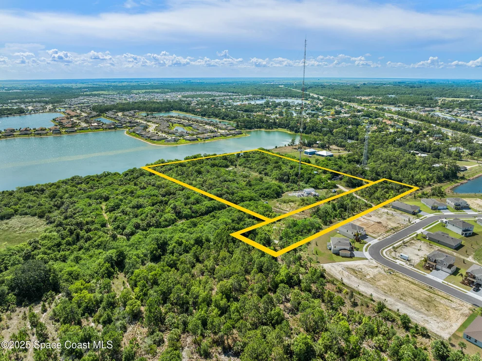 Unit for sale at 3545 Carriage Gate Drive, Melbourne, FL 32904