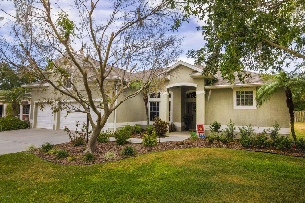 Unit for sale at 2383 Woodfield Circle, West Melbourne, FL 32904