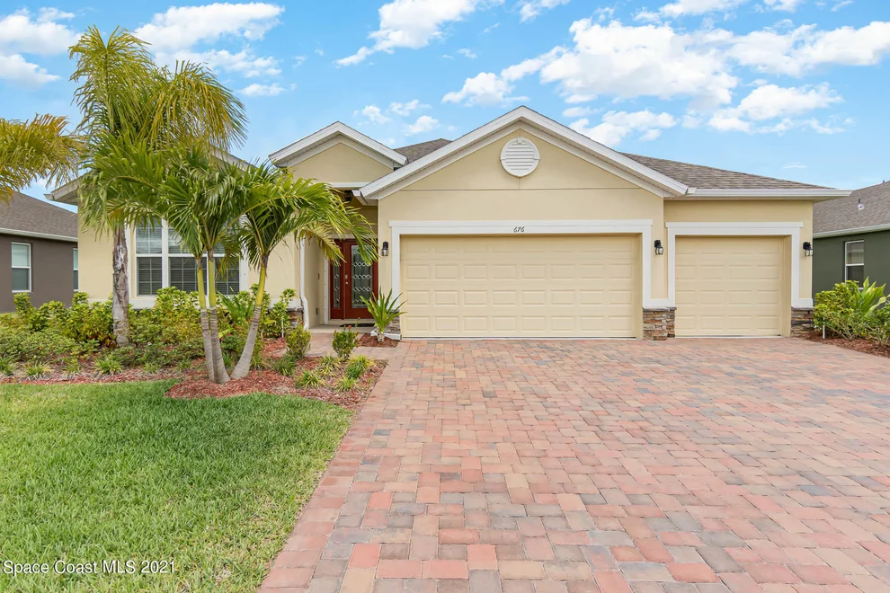 Unit for sale at 676 Stonebriar Drive SE, Palm Bay, FL 32909