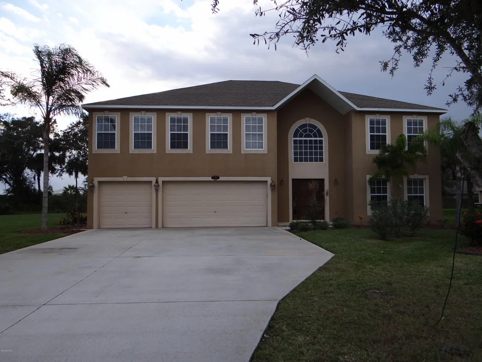 Unit for sale at 1828 Maeve Circle, West Melbourne, FL 32904