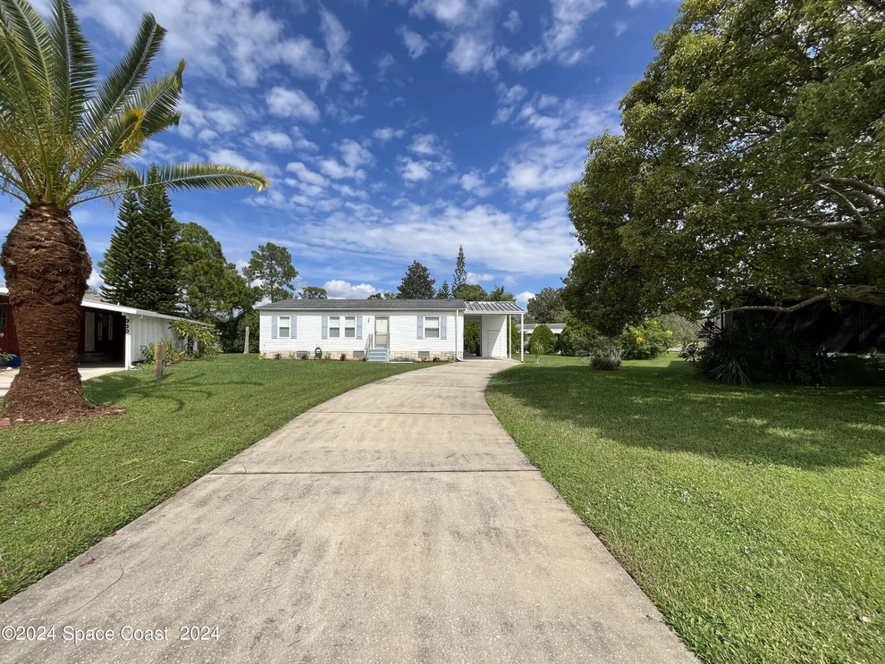Unit for sale at 328 San Roberto Drive, Titusville, FL 32780