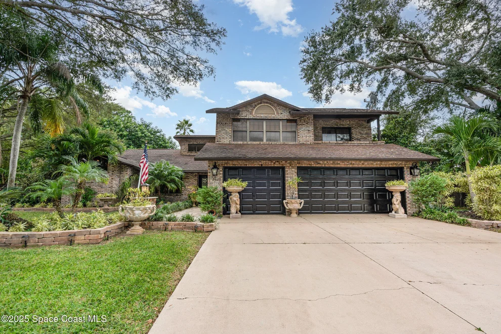 Unit for sale at 562 Lake Ashley Circle, Melbourne, FL 32904