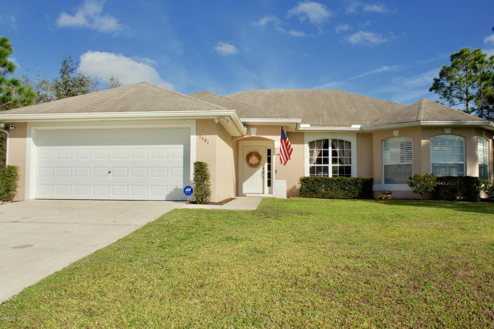 Unit for sale at 1581 SE Walker Street SE, Palm Bay, FL 32909