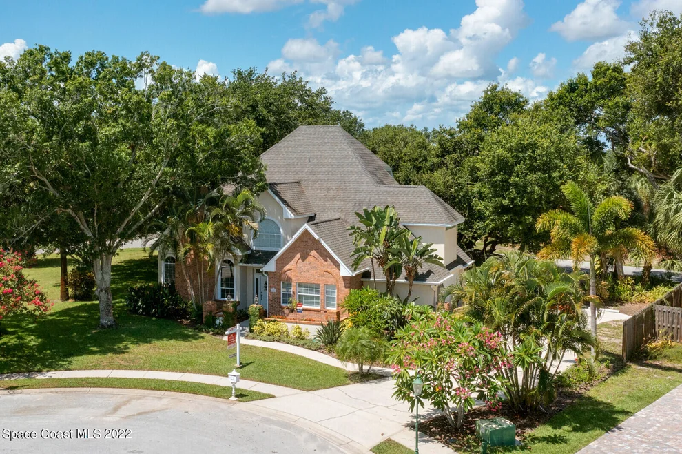 Unit for sale at 250 Alameda Drive, Merritt Island, FL 32952