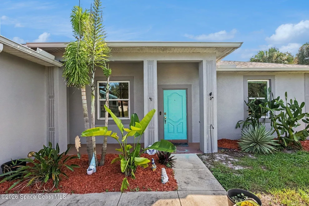 Unit for sale at 521 Borraclough Avenue NW, Palm Bay, FL 32907