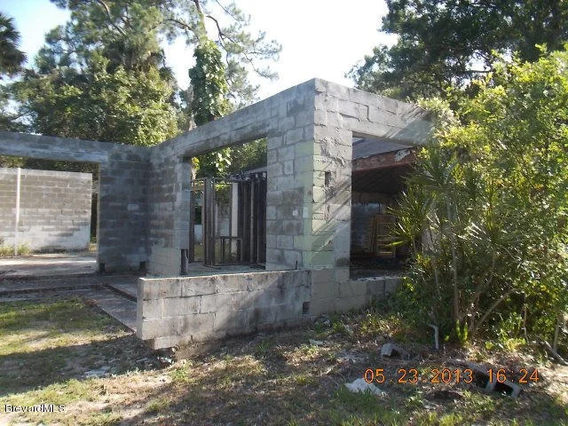 Unit for sale at 651 Hammock Road, Melbourne Village, FL 32904
