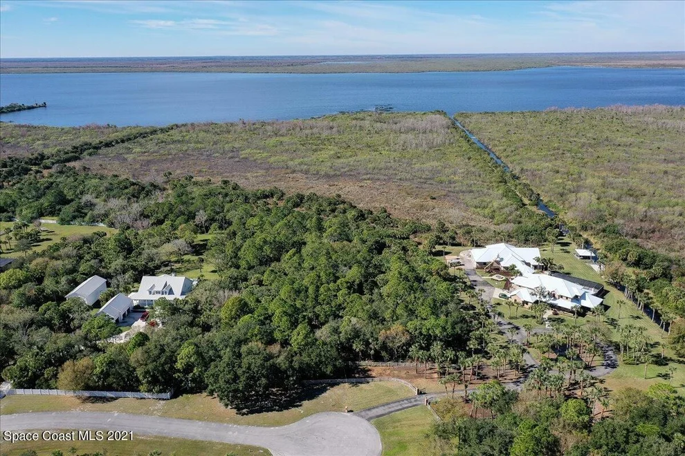 Unit for sale at 5665 Willoughby Drive, Melbourne, FL 32934