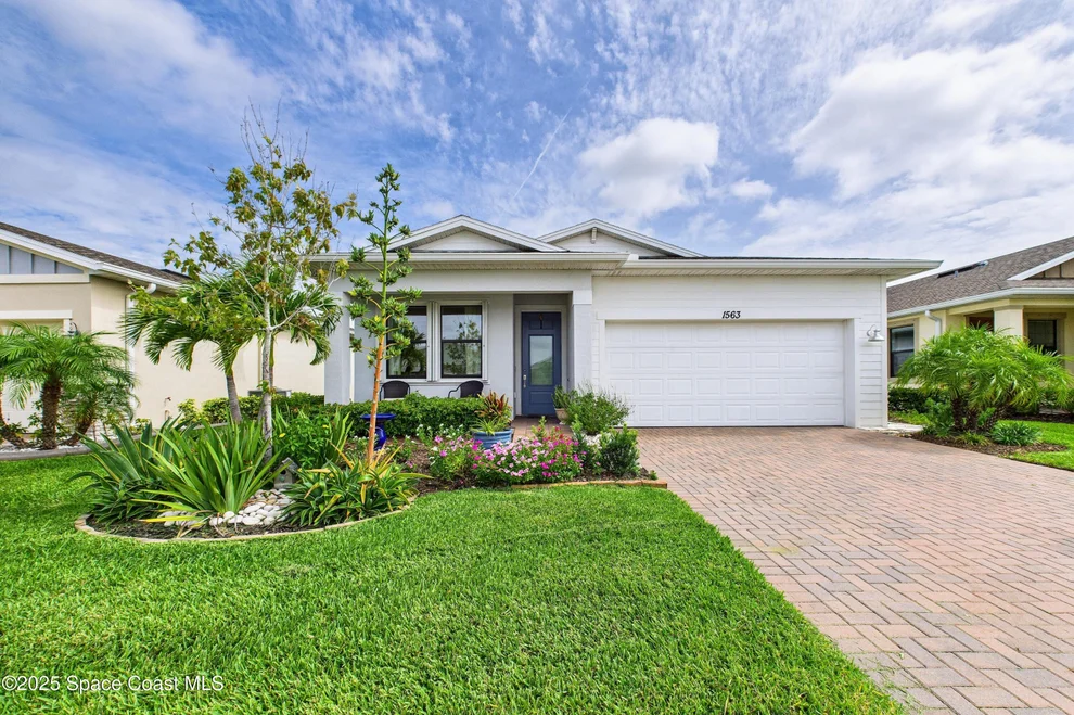 Unit for sale at 1563 Great Belt Circle, Melbourne, FL 32940