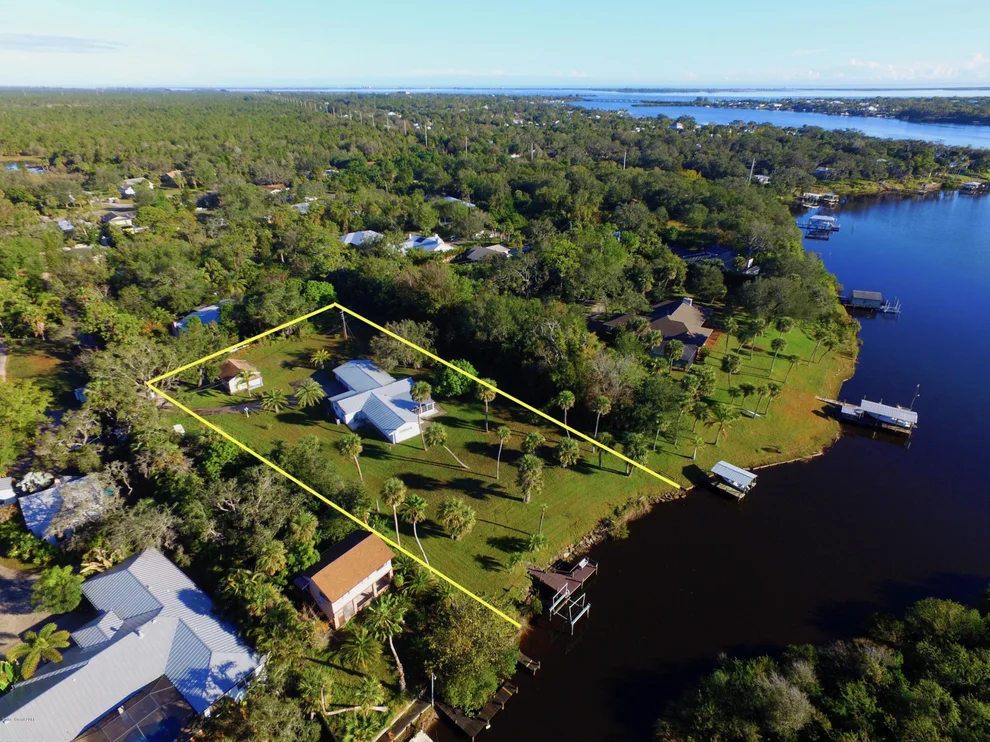 Unit for sale at 9752 Fleming Grant Road, Micco, FL 32976