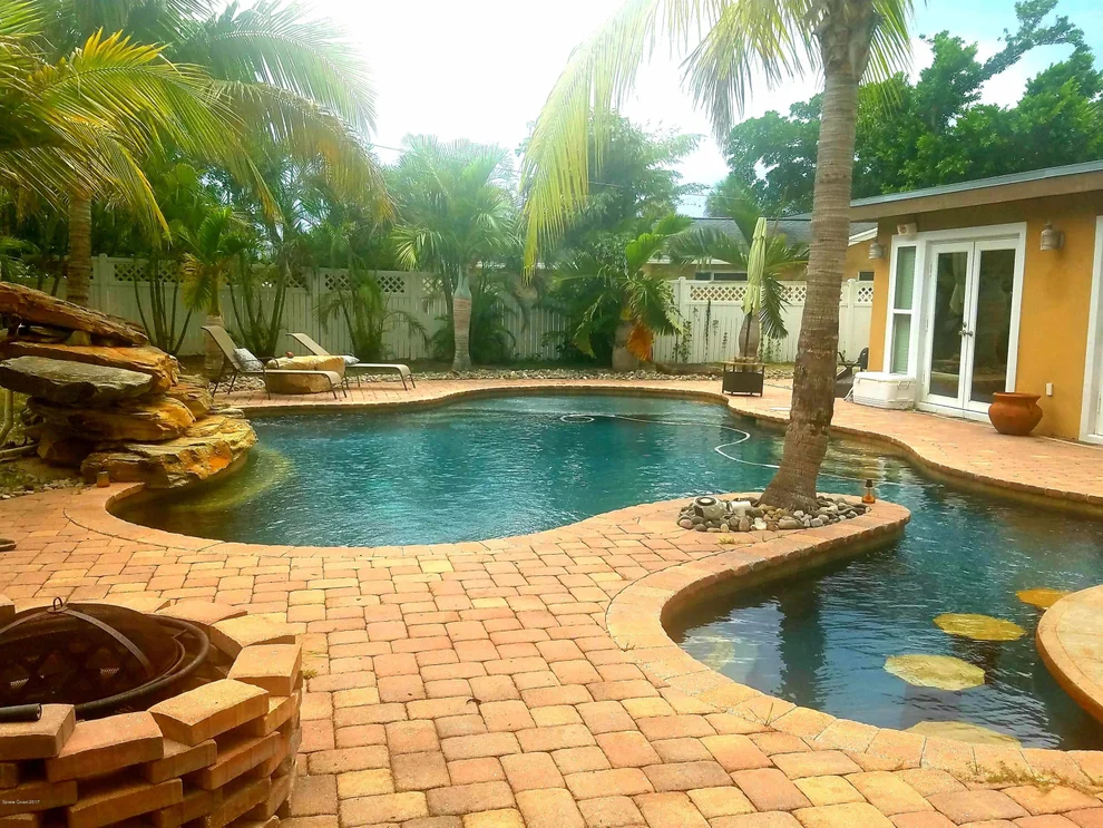 Unit for sale at 961 S Brevard Avenue S, Cocoa Beach, FL 32931