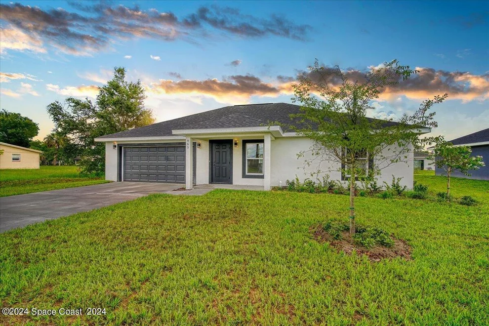 Unit for sale at 965 N Singleton Avenue, Titusville, FL 32796