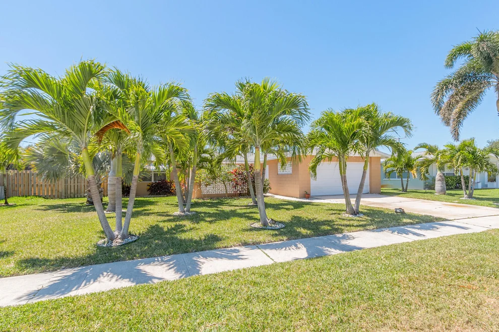 Unit for sale at 1495 S Harbor Drive, Merritt Island, FL 32952
