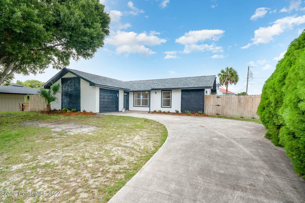 Unit for sale at 131 Americana Boulevard NE, Palm Bay, FL 32907