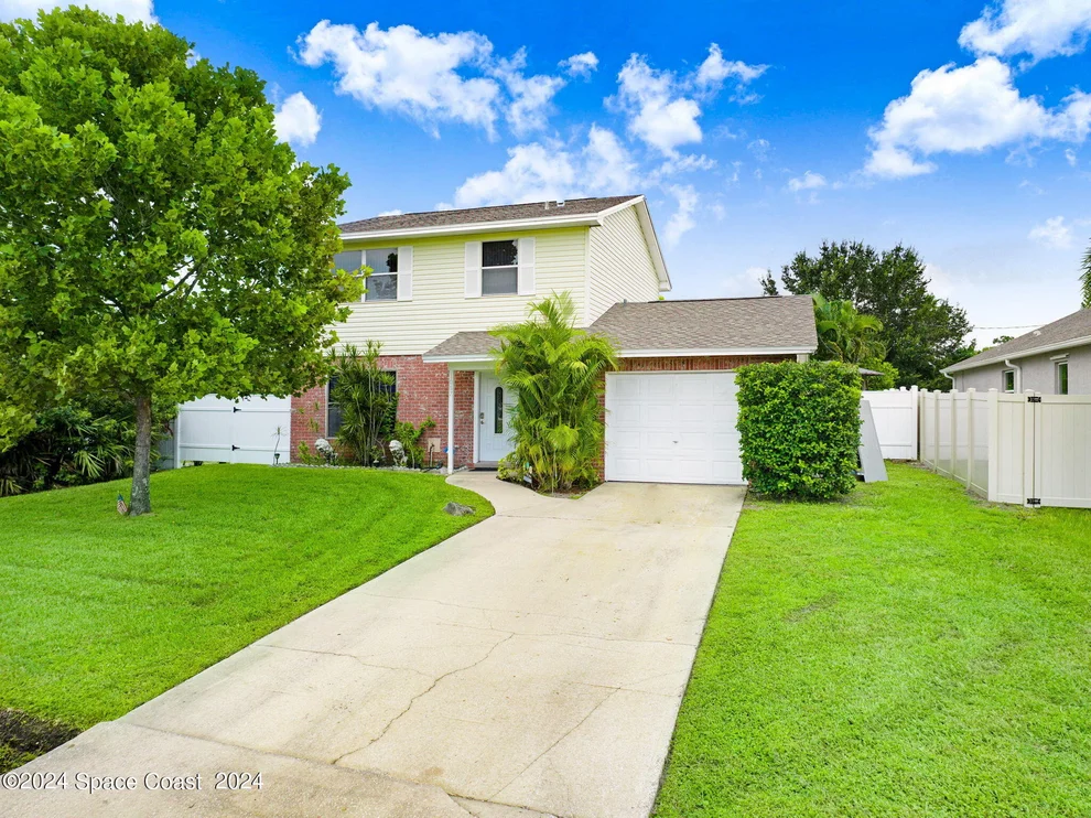 Unit for sale at 1067 Crocus Street NE, Palm Bay, FL 32907