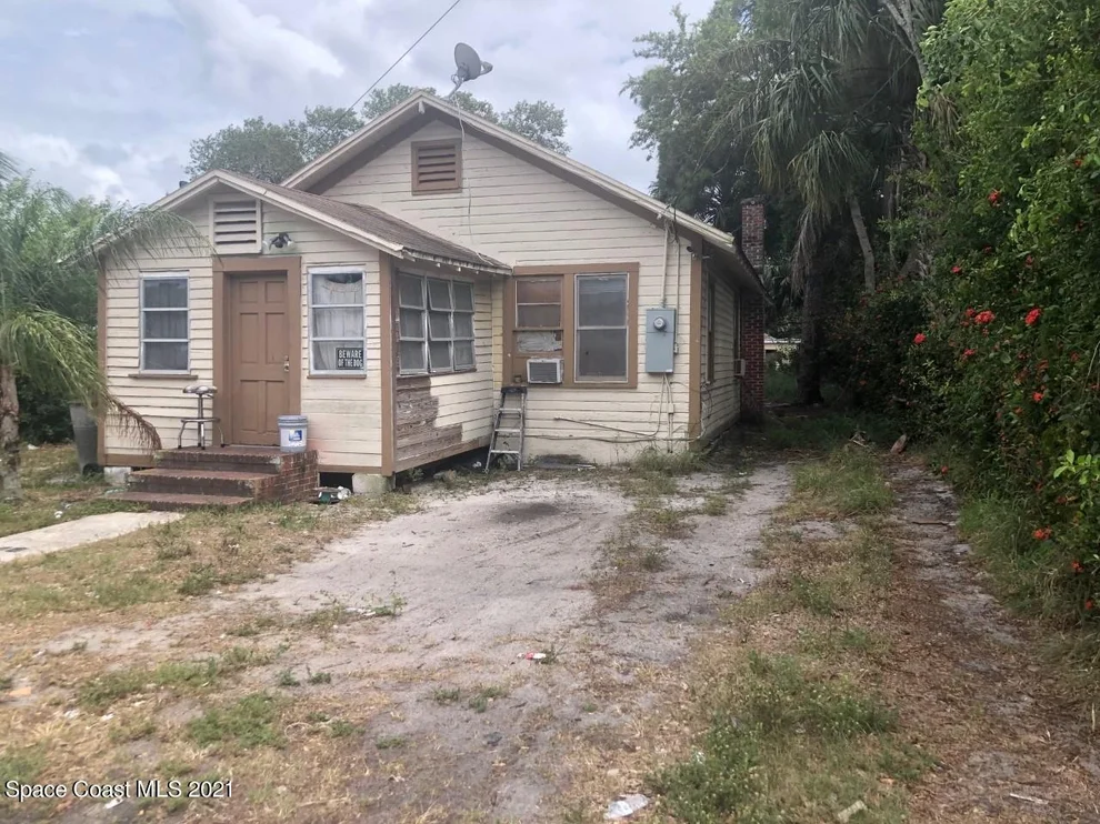 Unit for sale at 1303 Florida Avenue, Fort Pierce, FL 34950