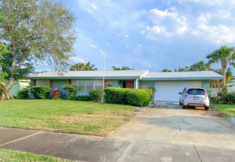 Unit for sale at 369 Franklyn Avenue, Indialantic, FL 32903