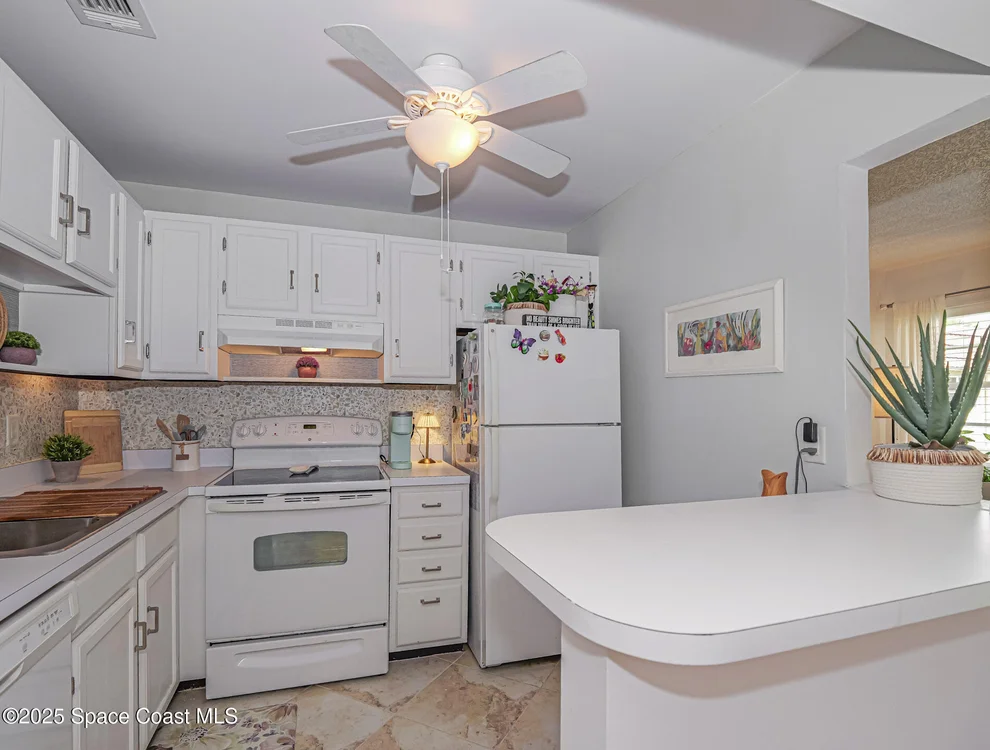 Unit for sale at 75 Royal Oak Court, Vero Beach, FL 32962