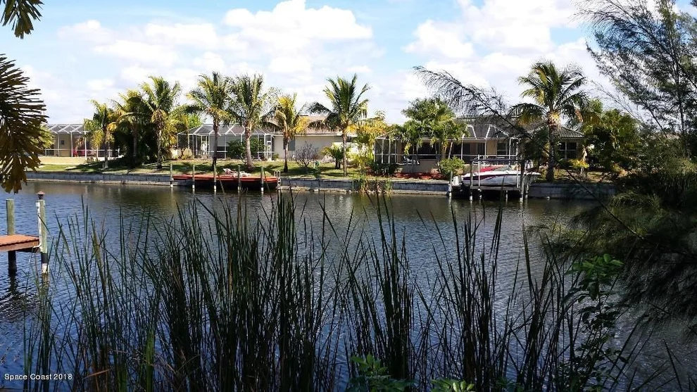 Unit for sale at 3121 SW 26th Place, Cape Coral, FL 33914