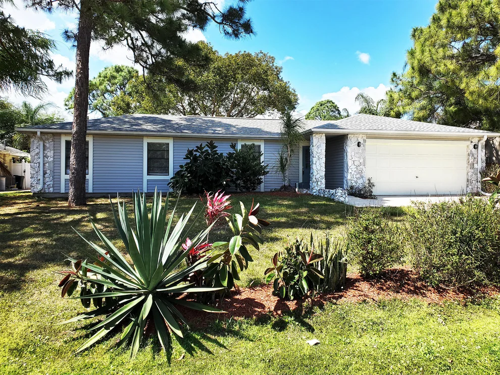 Unit for sale at 1406 Glendale Avenue NW, Palm Bay, FL 32907