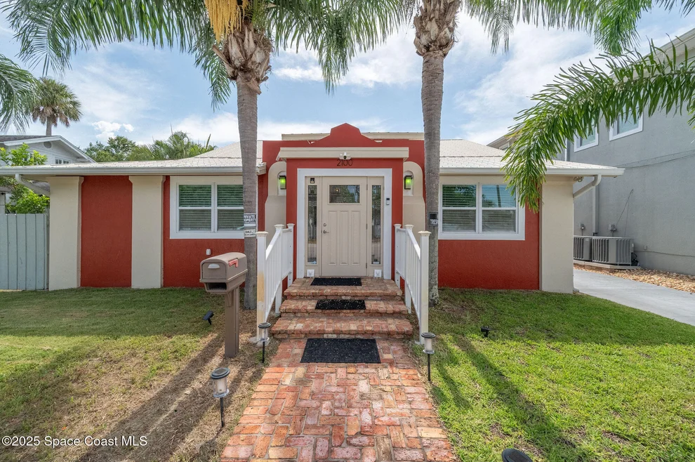 Unit for sale at 2100 Vernon Place, Melbourne, FL 32901