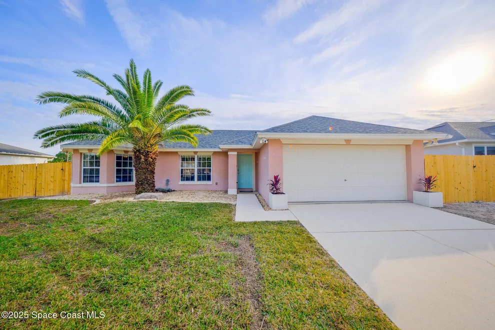 Unit for sale at 1266 Scottish Street SW, Palm Bay, FL 32908