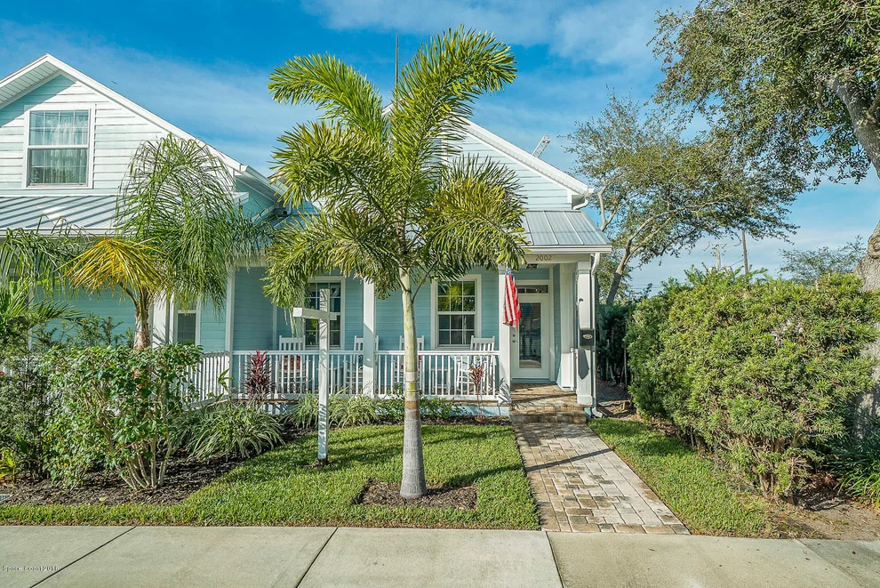 Unit for sale at 2002 Waverly Place, Melbourne, FL 32901