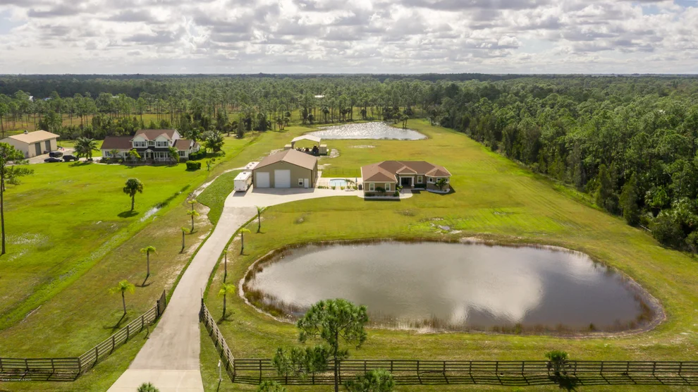 Unit for sale at 1805 Benjamin Road, Grant-Valkaria, FL 32950