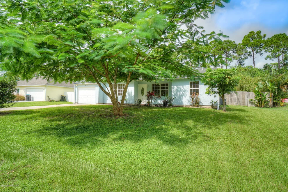 Unit for sale at 950 Barbados Avenue SE, Palm Bay, FL 32909