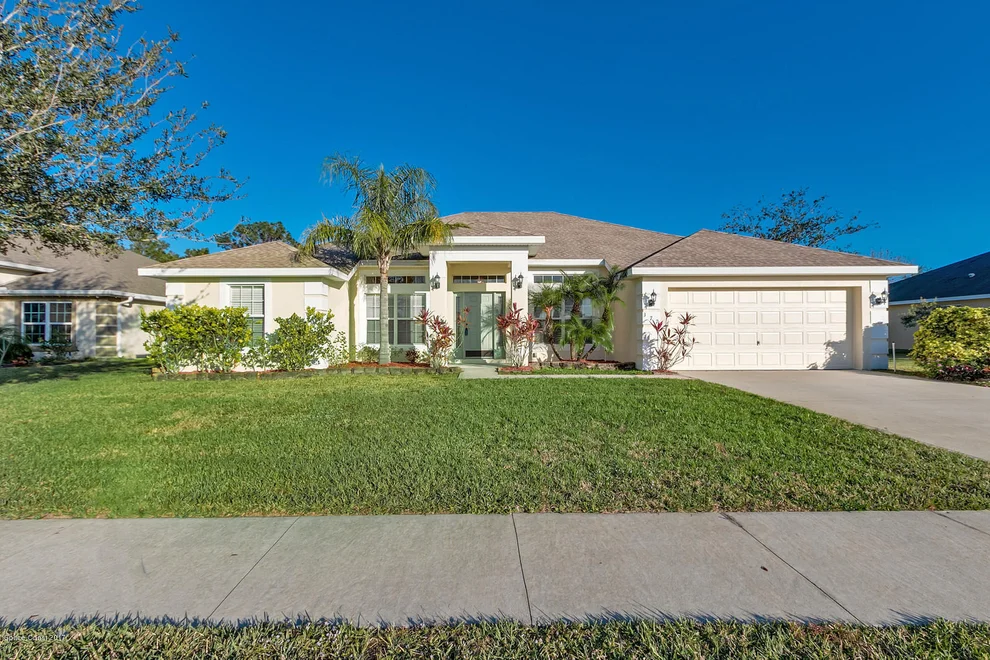 Unit for sale at 377 Pasto Circle SW, Palm Bay, FL 32908