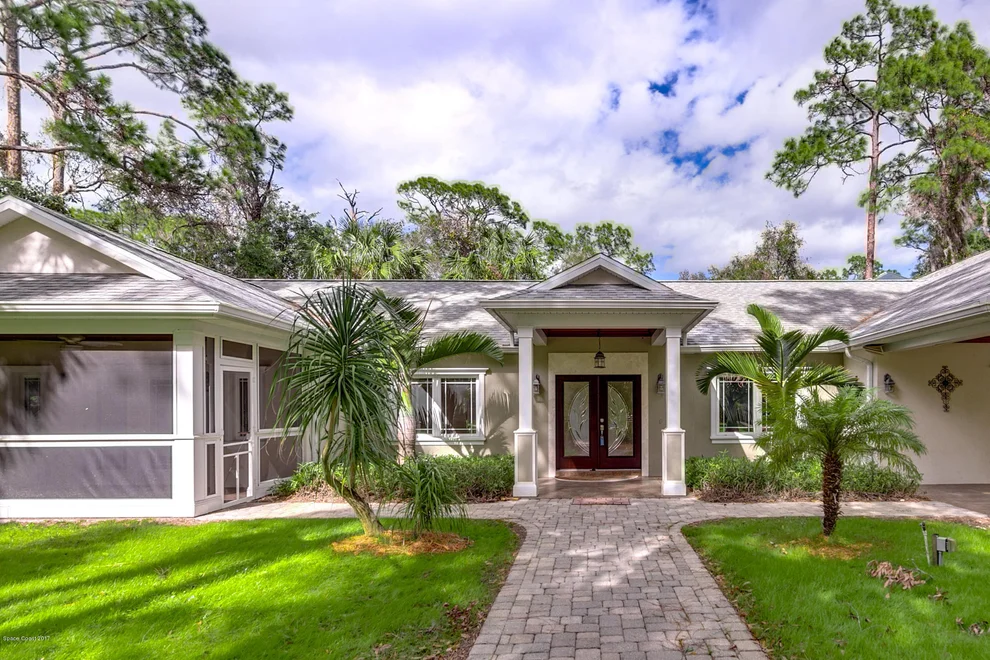 Unit for sale at 6420 South Drive, Melbourne Village, FL 32904