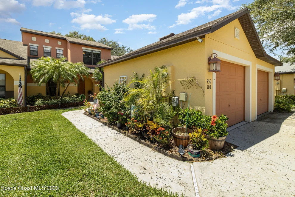 Unit for sale at 950 Luminary Circle, Melbourne, FL 32901